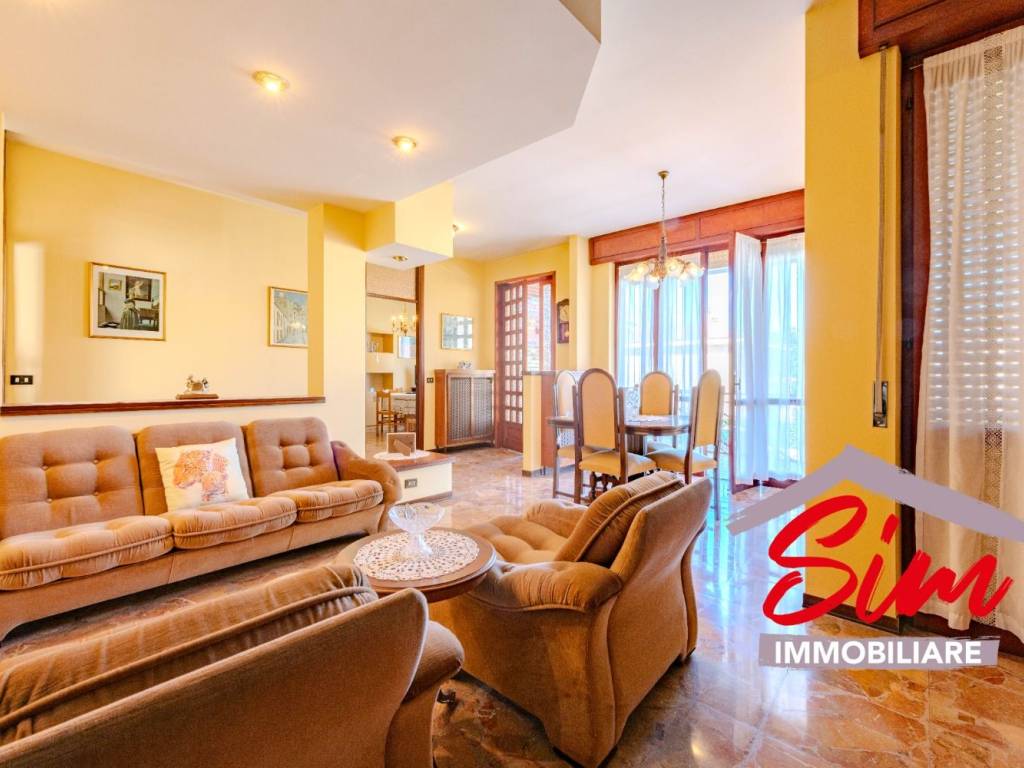 casa indipendente in vendita a Novara in zona Torrion Quartara