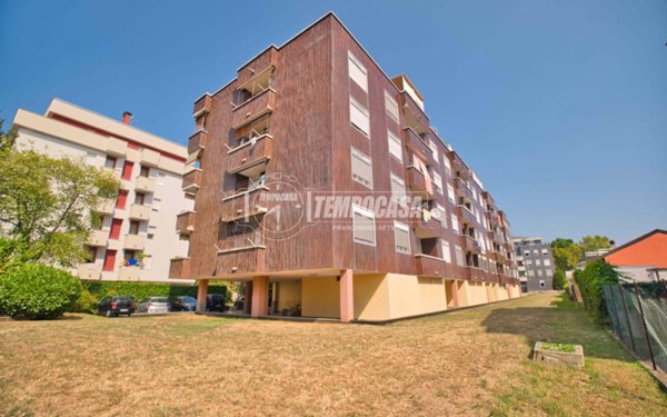 appartamento in vendita a Novara in zona zona Cittadella - Villaggio Dalmazia