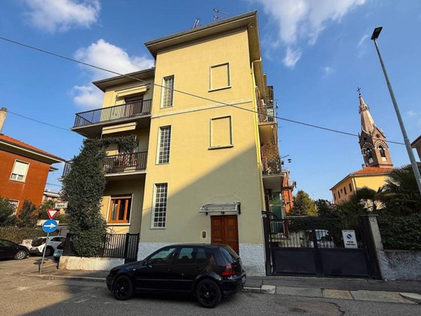 appartamento in vendita a Novara in zona zona Sacro Cuore
