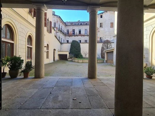 ufficio in vendita a Novara