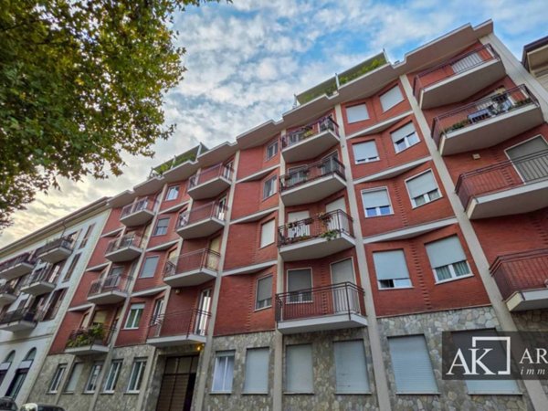 appartamento in vendita a Novara in zona zona San Martino