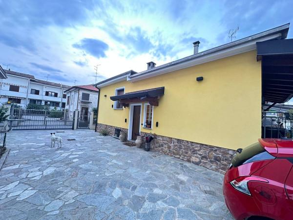 casa indipendente in vendita a Novara in zona zona Sacro Cuore