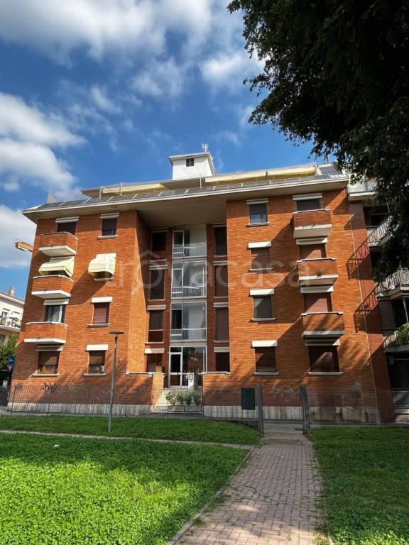 appartamento in vendita a Novara in zona zona San Martino