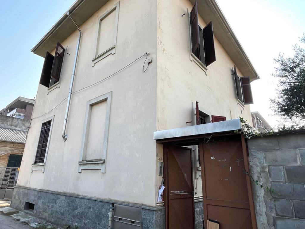 casa indipendente in vendita a Novara in zona zona Sant'Andrea - San Rocco