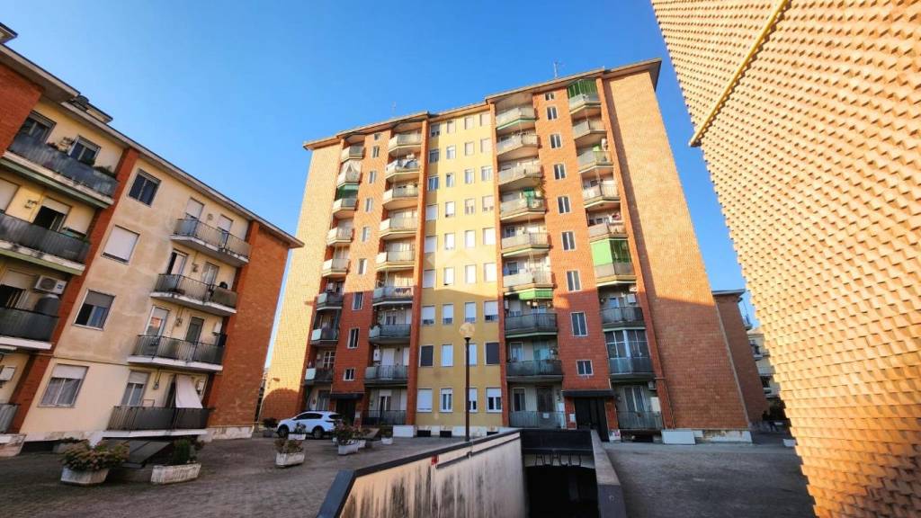 appartamento in vendita a Novara in zona zona San Martino