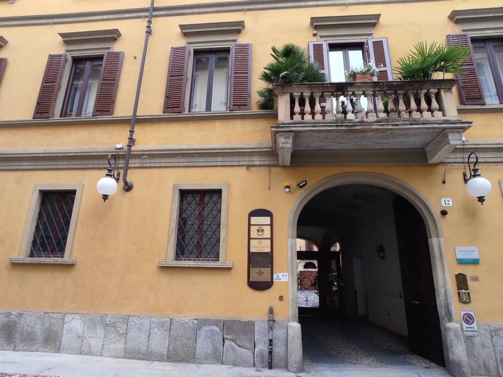 ufficio in vendita a Novara in zona Centro Città