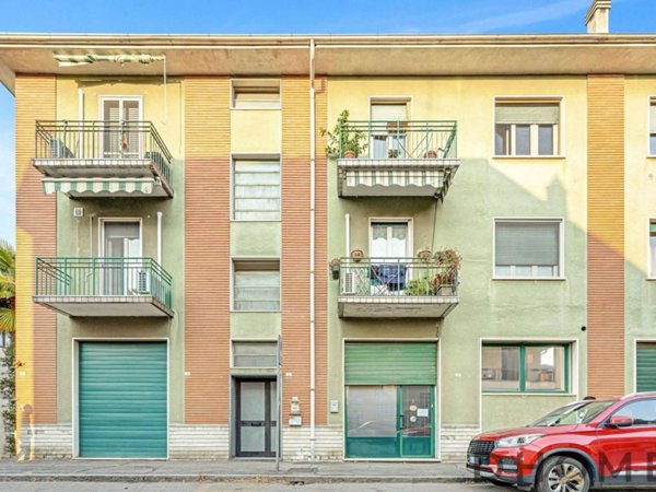 negozio in vendita a Novara in zona zona Sant'Andrea - San Rocco