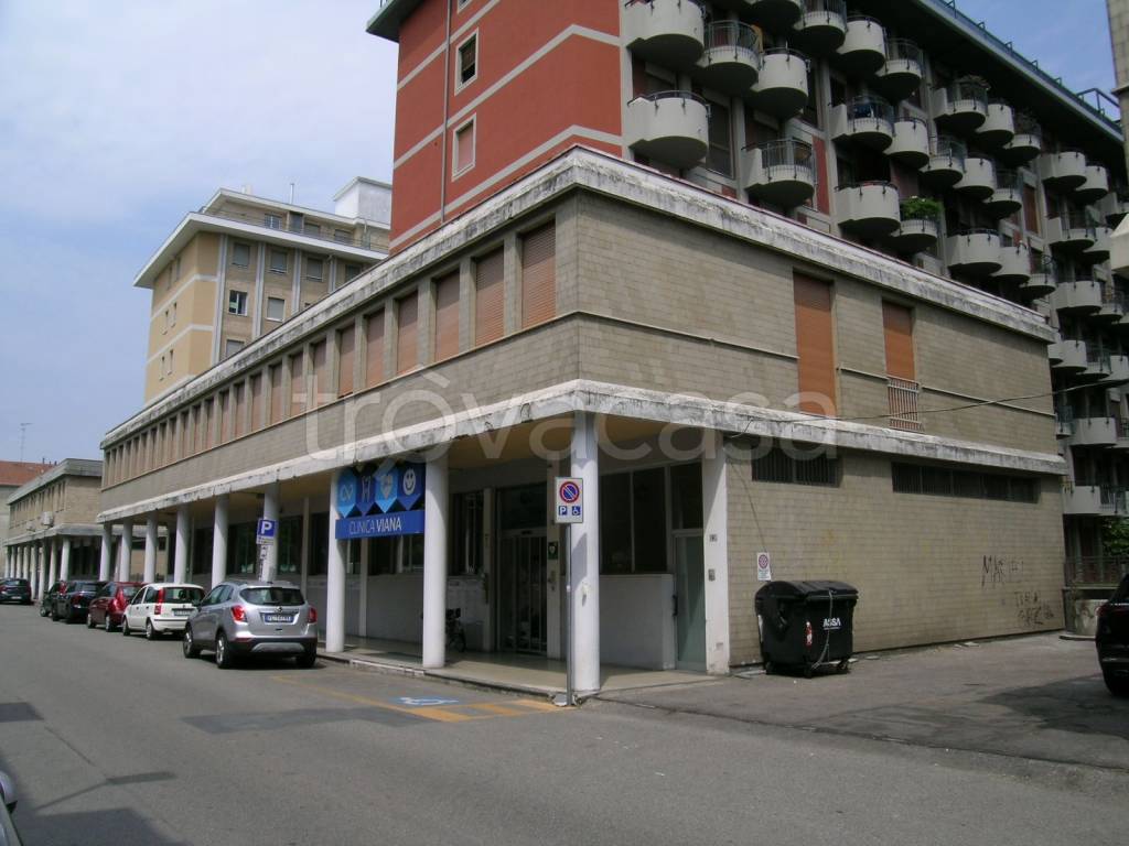 ufficio in vendita a Novara in zona zona San Martino