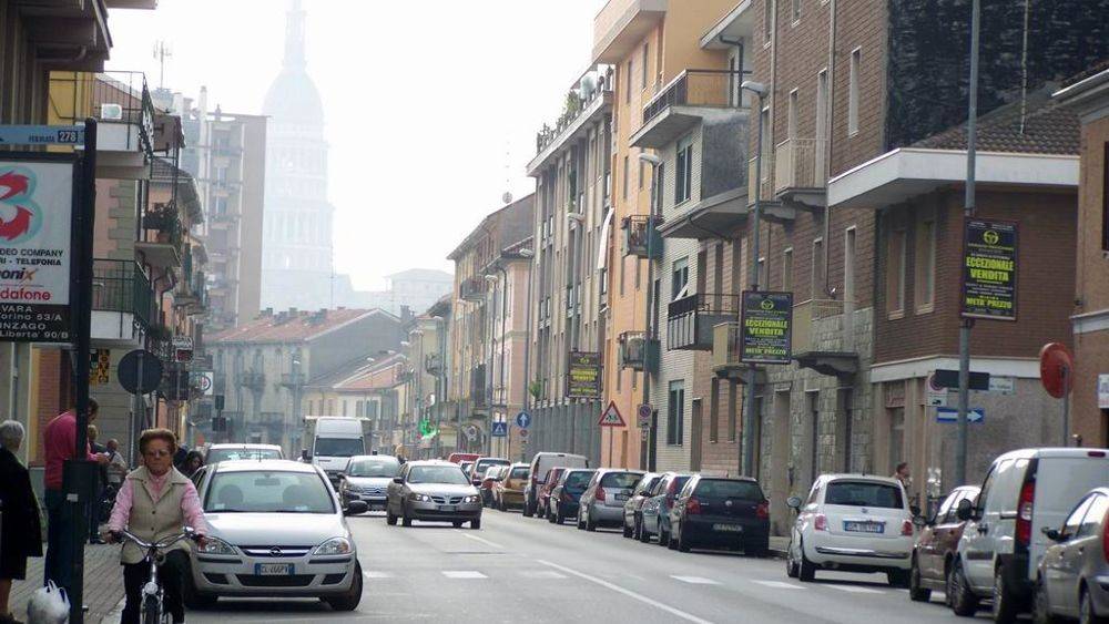 negozio in vendita a Novara in zona zona Sant'Andrea - San Rocco