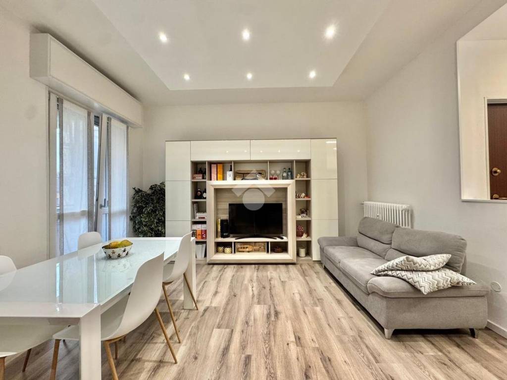 appartamento in vendita a Novara in zona zona Sacro Cuore