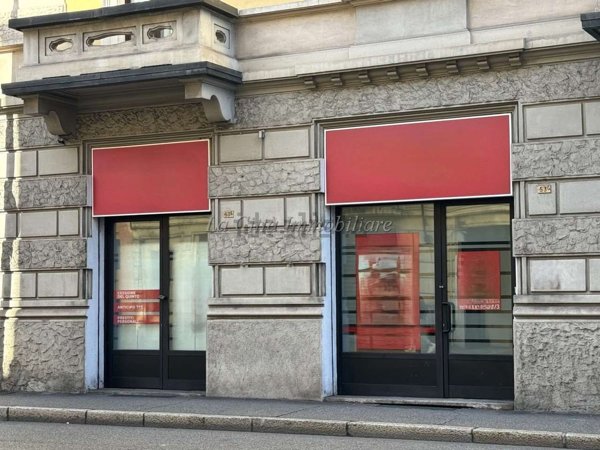 negozio in vendita a Novara in zona zona Sacro Cuore