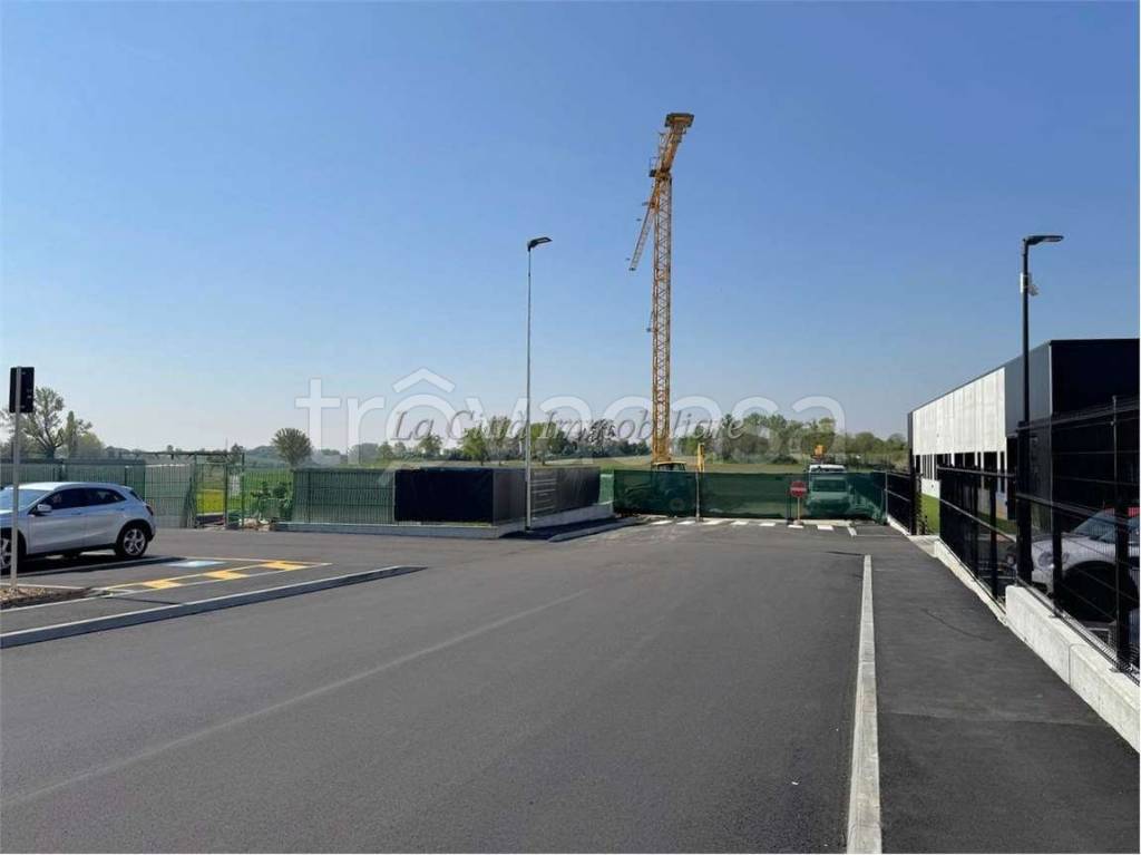 ufficio in vendita a Novara in zona zona Bicocca