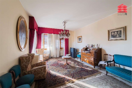 appartamento in vendita a Novara in zona Centro Città