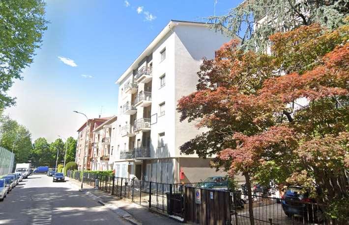 negozio in vendita a Novara in zona zona Agogna - San Paolo