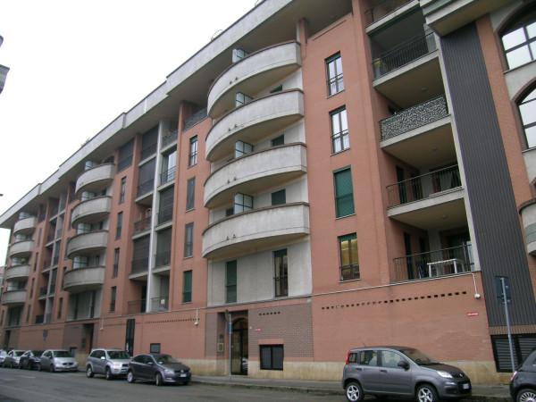 negozio in vendita a Novara in zona Centro Città