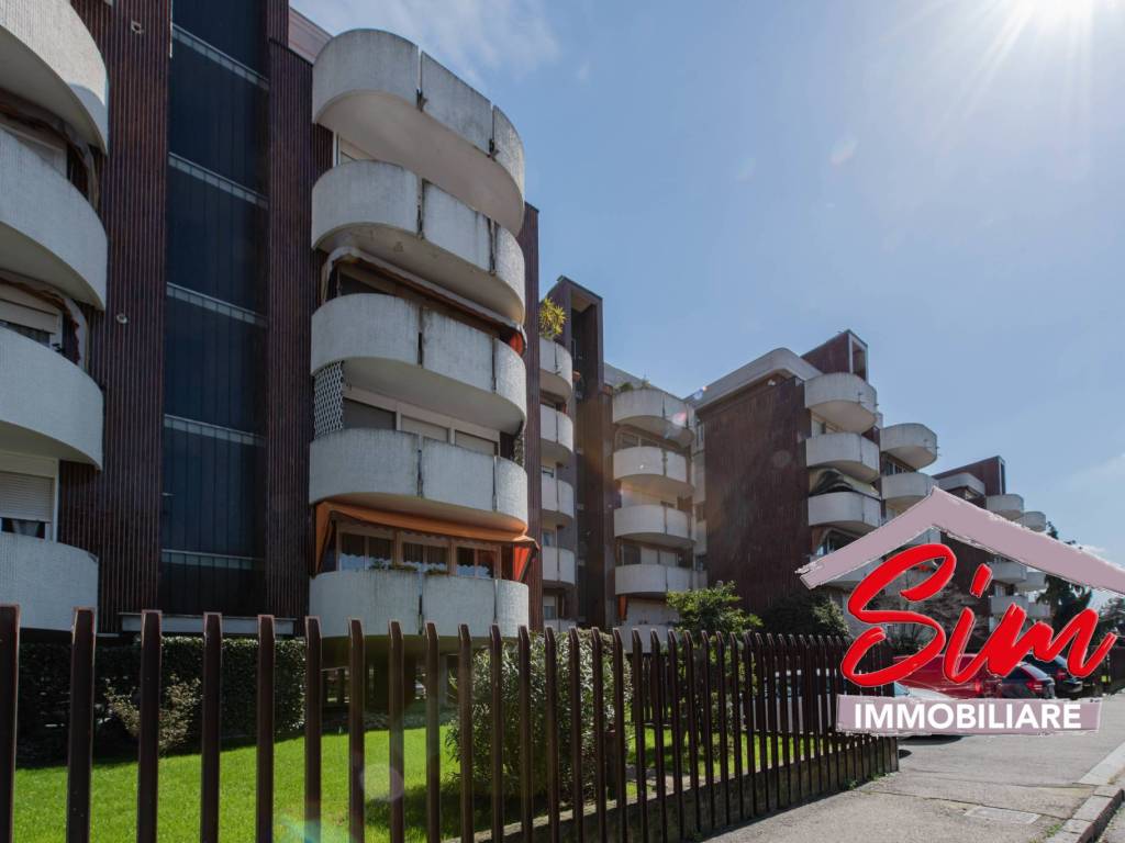 appartamento in vendita a Novara in zona zona Sacro Cuore