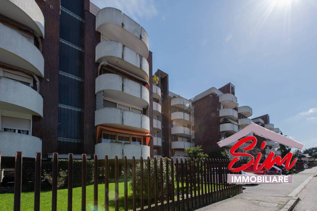 appartamento in vendita a Novara in zona zona Sacro Cuore