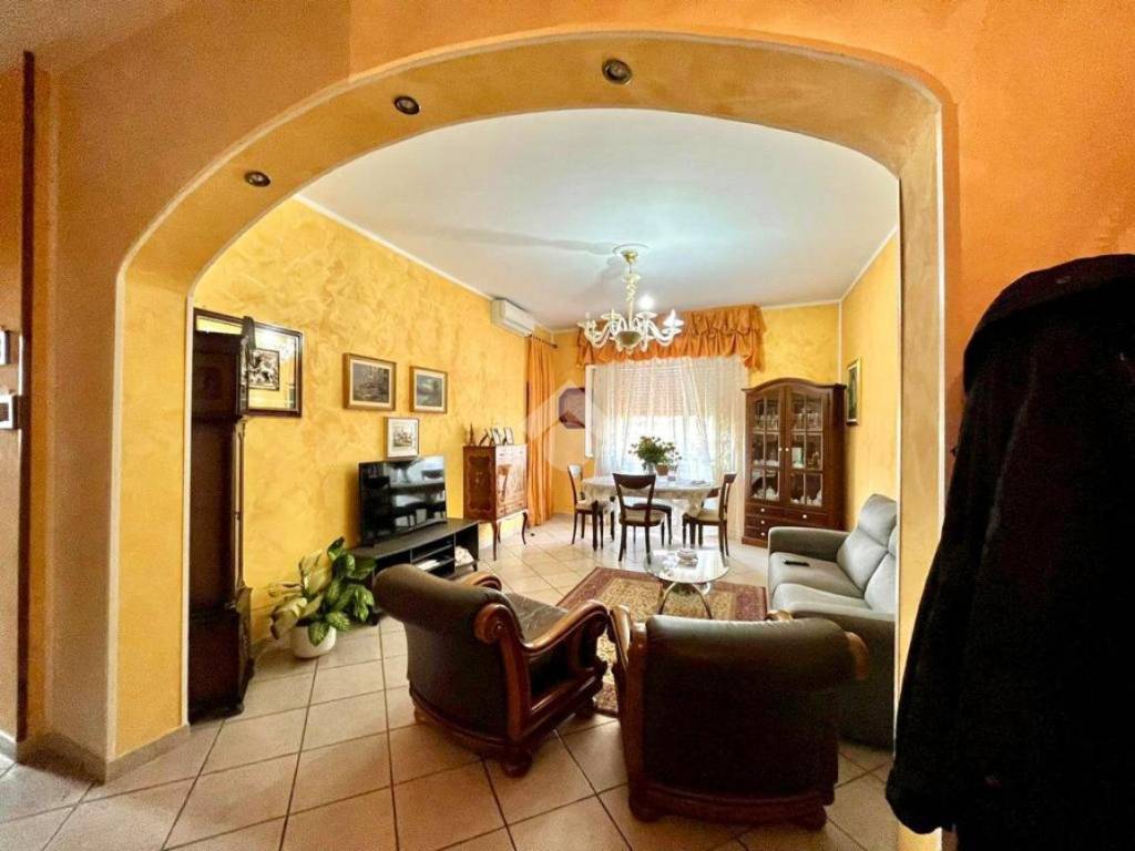 appartamento in vendita a Novara in zona zona San Martino