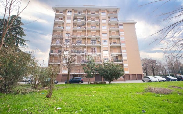 appartamento in vendita a Novara in zona zona Cittadella - Villaggio Dalmazia