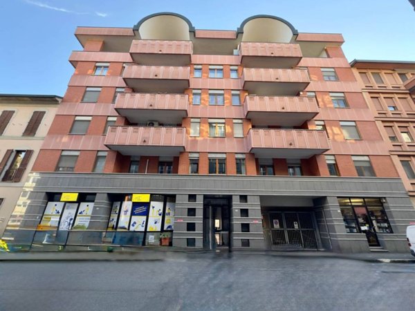 appartamento in vendita a Novara in zona Centro Città