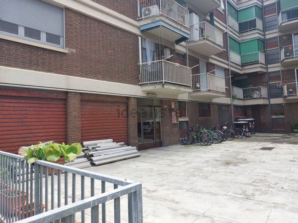 locale di sgombero in vendita a Novara in zona zona Bicocca
