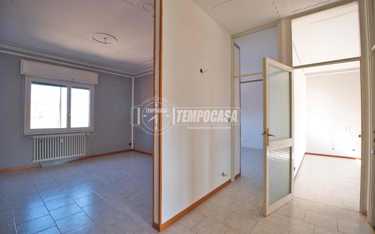 appartamento in vendita a Novara in zona zona San Martino