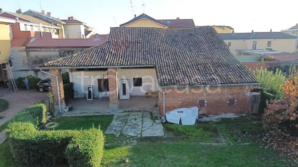 casa indipendente in vendita a Novara in zona Pagliate