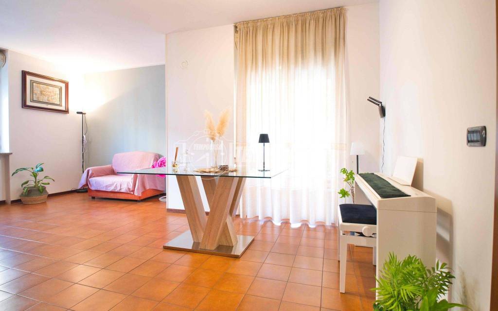 appartamento in vendita a Novara in zona Zona Santa Rita