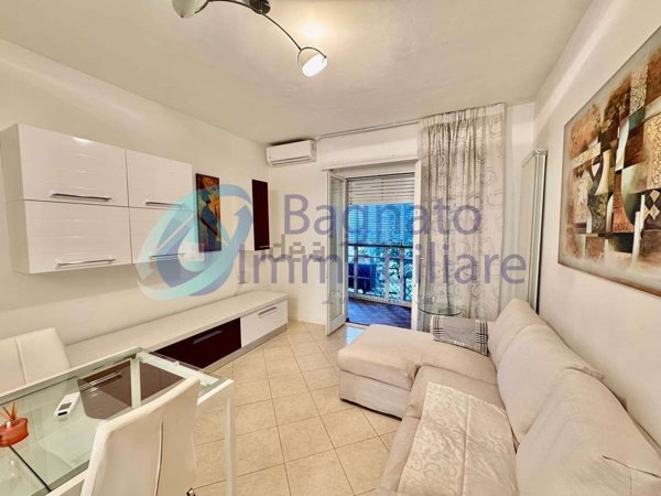 appartamento in vendita a Novara in zona zona Cittadella - Villaggio Dalmazia