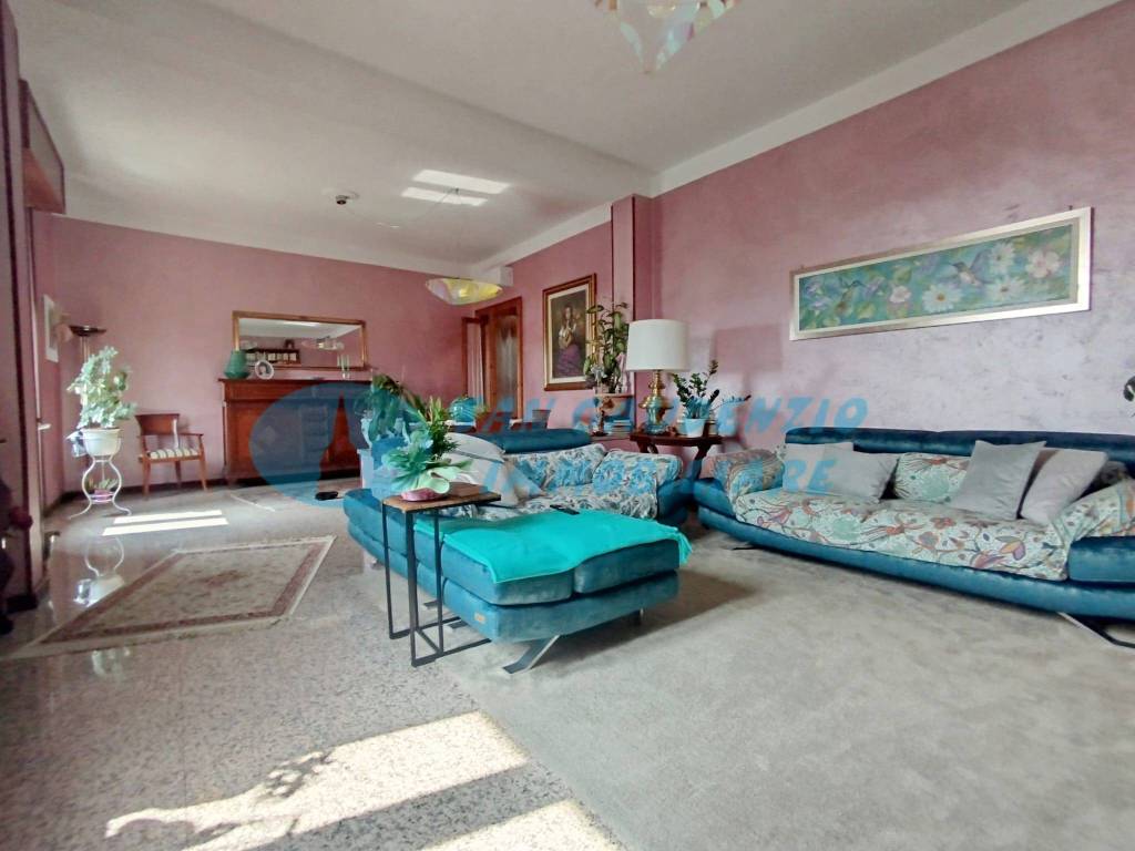 appartamento in vendita a Novara