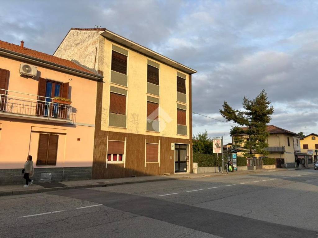 casa indipendente in vendita a Novara in zona zona Sant'Agabio