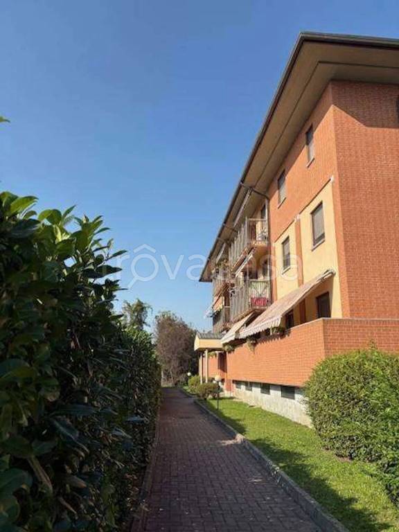 appartamento in vendita a Novara in zona Veveri