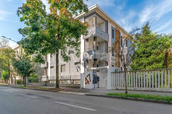 appartamento in vendita a Novara in zona zona San Martino