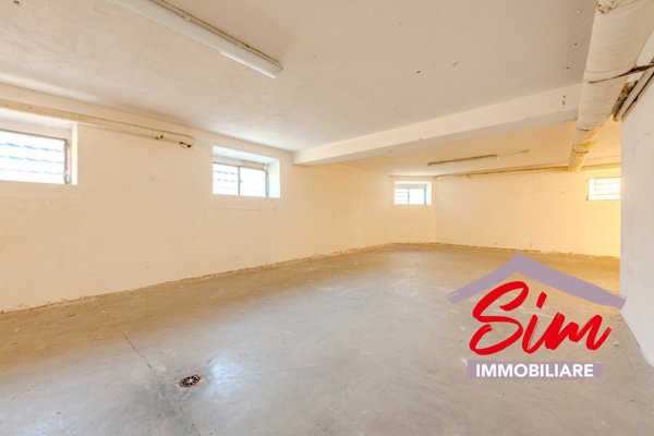 casa indipendente in vendita a Novara