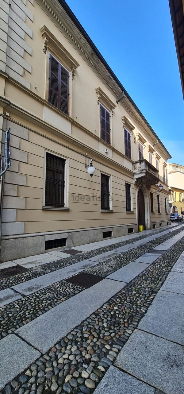 ufficio in vendita a Novara