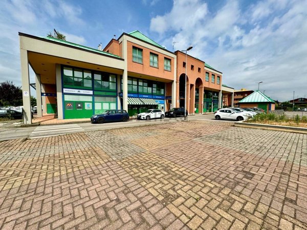 ufficio in vendita a Novara
