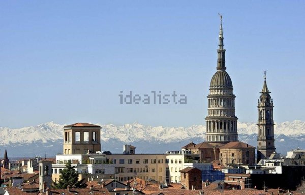 intera palazzina in vendita a Novara in zona Centro Città