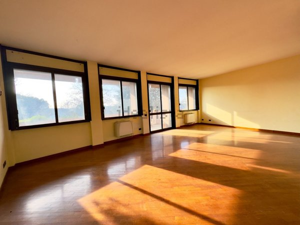 appartamento in vendita a Novara in zona Centro Città