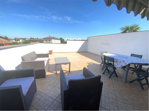 casa indipendente in vendita a Novara in zona zona Sant'Andrea - San Rocco