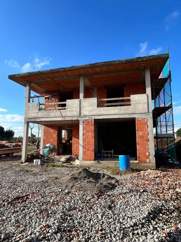 casa indipendente in vendita a Novara in zona Olengo