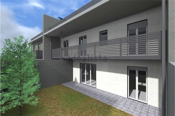 casa indipendente in vendita a Novara