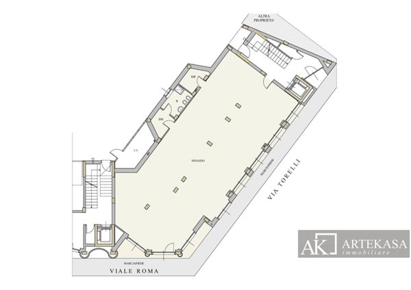 negozio in vendita a Novara in zona zona Sacro Cuore