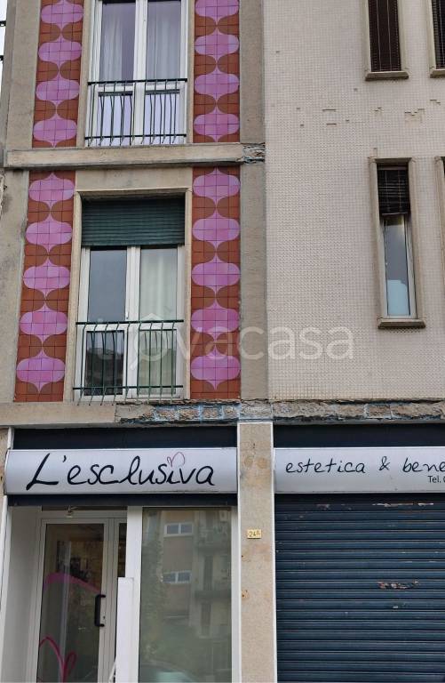 negozio in vendita a Novara