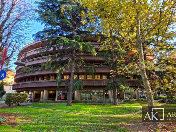 appartamento in vendita a Novara in zona Centro Città