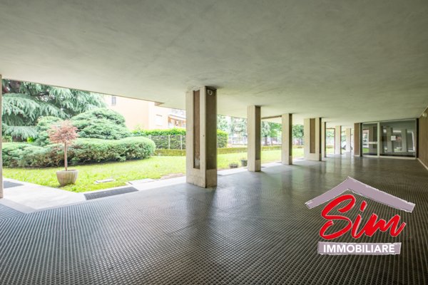 appartamento in vendita a Novara in zona Zona Santa Rita