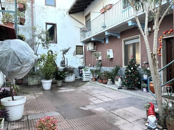 casa indipendente in vendita a Novara in zona Torrion Quartara