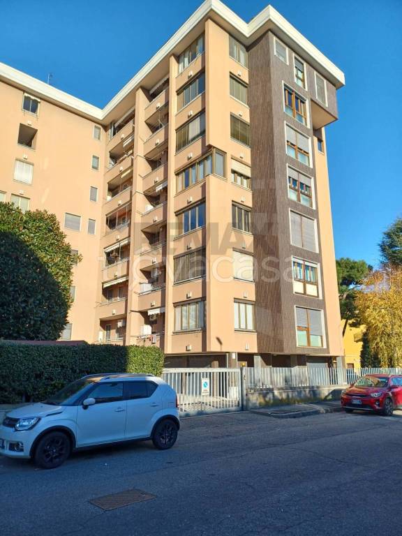 appartamento in vendita a Novara in zona zona Sant'Agabio