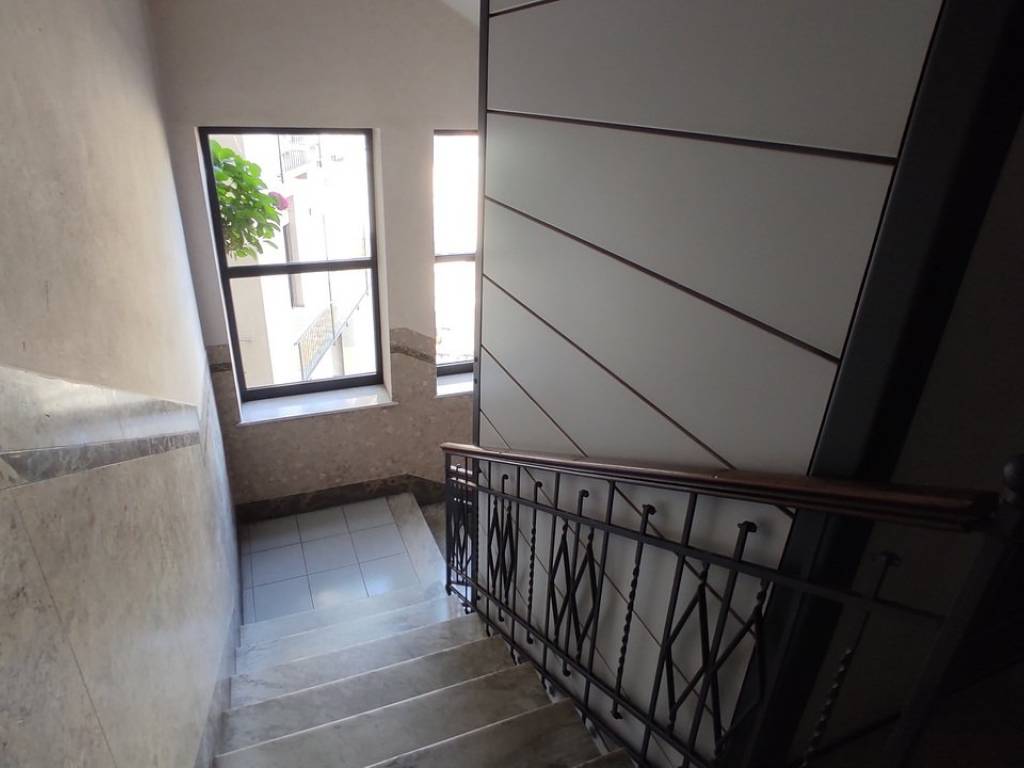 ufficio in vendita a Novara in zona Centro Città