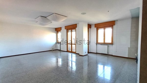 appartamento in vendita a Novara in zona zona Sacro Cuore