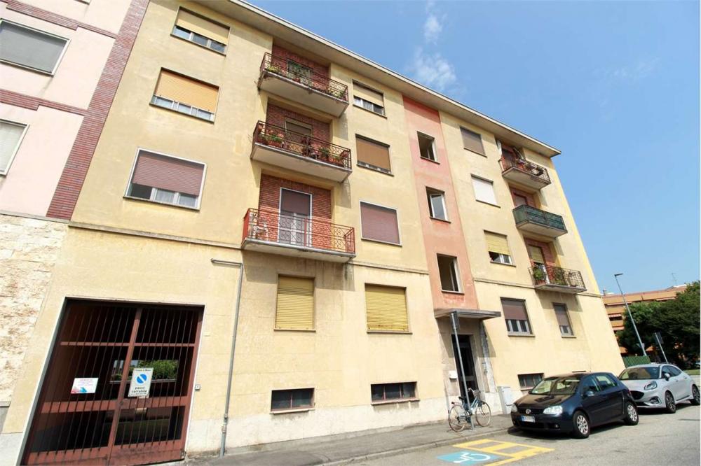 appartamento in vendita a Novara in zona zona Agogna - San Paolo